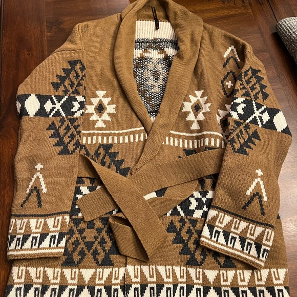 Stetson Womens Santa Fe Belted Sweater - Picture 5 of 6